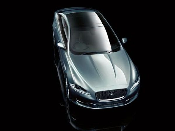 Jaguar dévoile la nouvelle XJ au salon de Londres