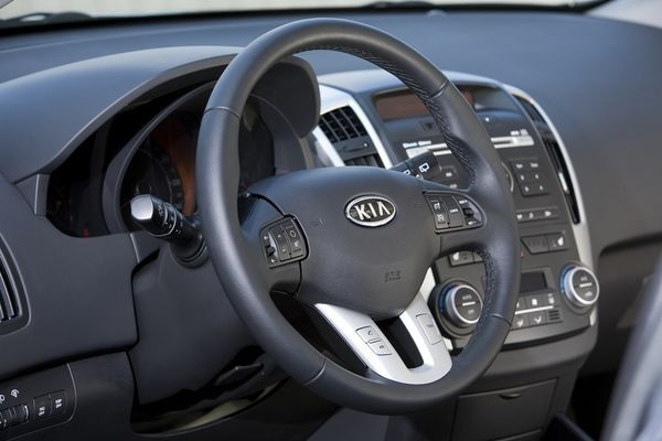 La nouvelle Kia Cee’d restylée dévoilée à Francfort