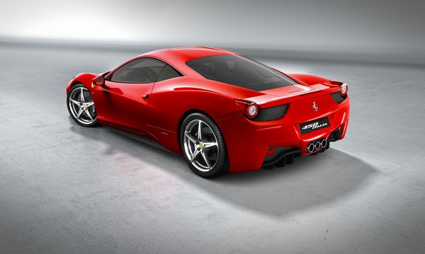 Ferrari diffuse les premières images de la nouvelle Ferrari 458 Italia
