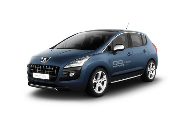 La voiture hybride accélère à Francfort