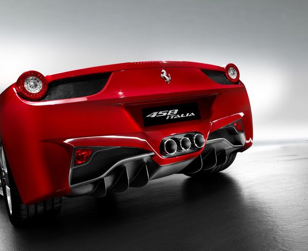 Retour sur la nouvelle Ferrari 458 Italia