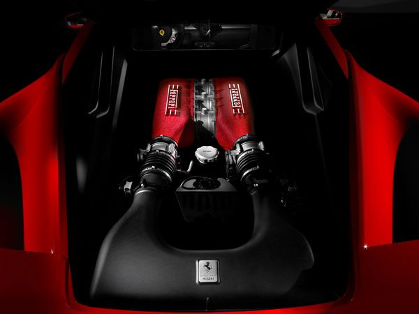 Retour sur la nouvelle Ferrari 458 Italia