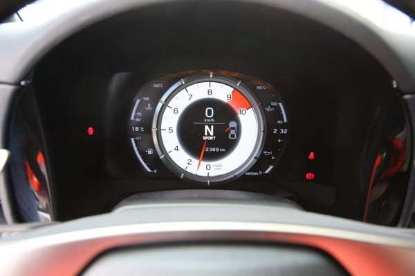 Lexus présente en première mondiale à Tokyo sa première supersportive