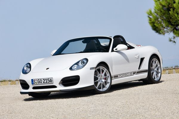 Première mondiale au salon de Los Angeles pour le nouveau Porsche Boxster Spyder