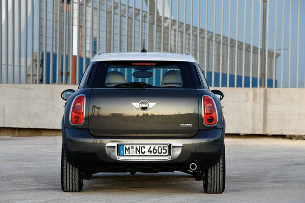 Première mondiale au salon de Genève pour le nouveau MINI Countryman