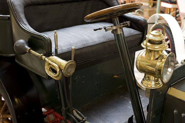Peugeot expose une sélection de neuf modèles de 1899 à 1967 au salon Rétromobile