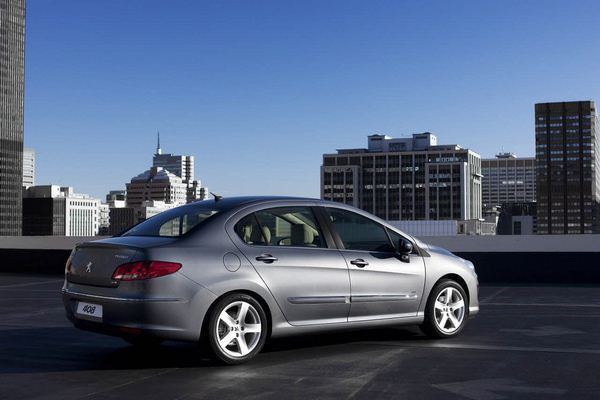 Première mondiale à Pékin pour la nouvelle Peugeot 408