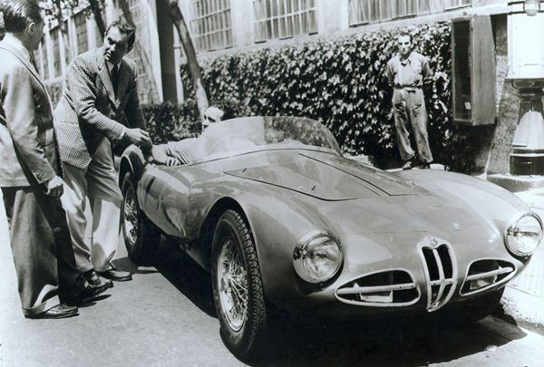 Alfa Romeo retrace ses 100 ans au salon Rétromobile