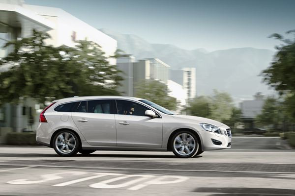 Volvo dévoile le nouveau break V60