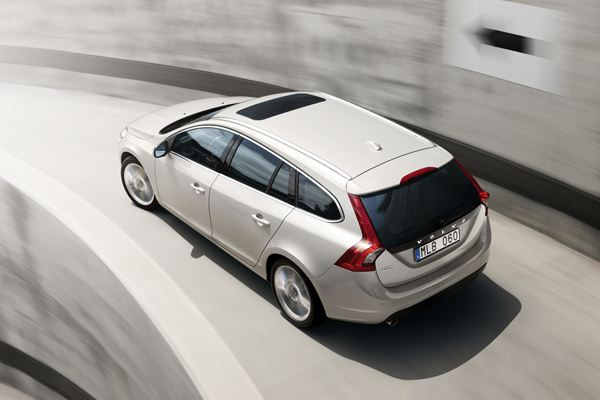Volvo dévoile le nouveau break V60