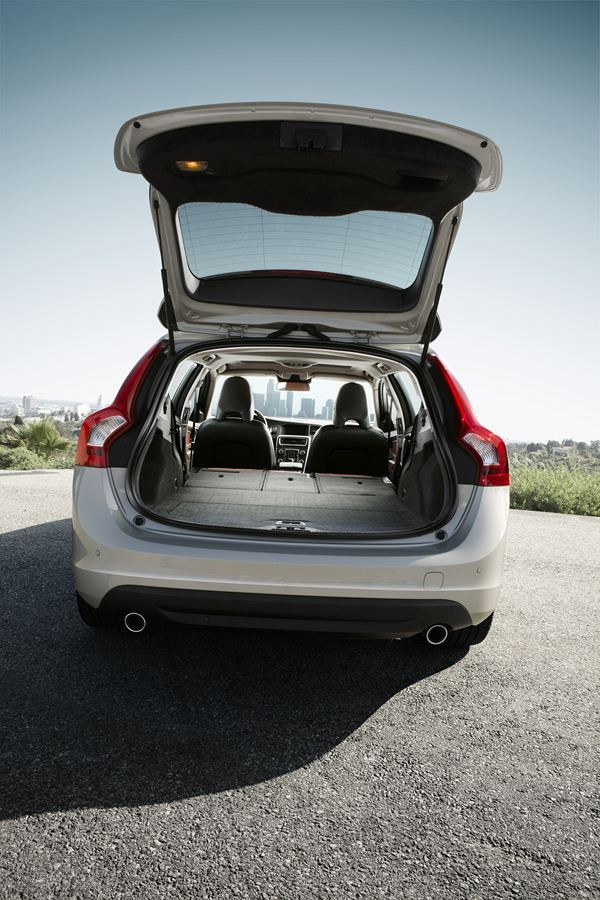 Volvo dévoile le nouveau break V60