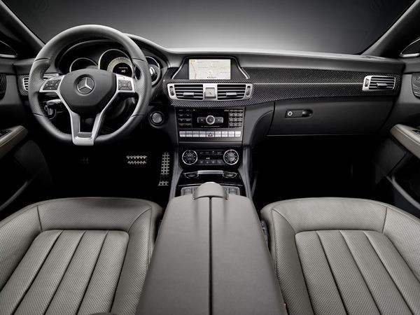 Première mondiale au Salon de l'automobile de Paris 2010 pour la nouvelle Mercedes CLS