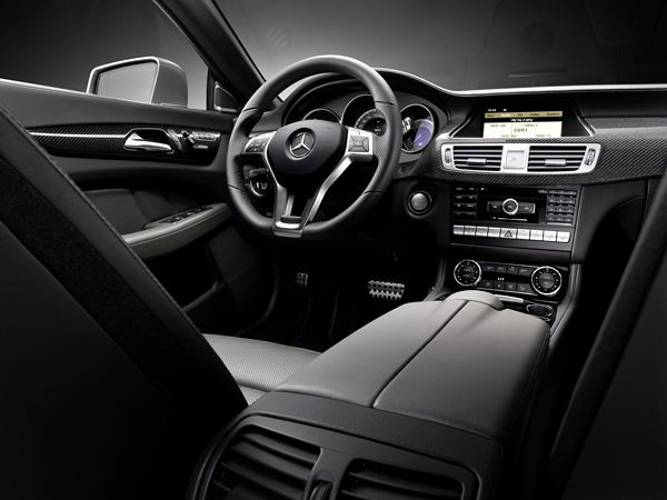 Première mondiale au Salon de l'automobile de Paris 2010 pour la nouvelle Mercedes CLS