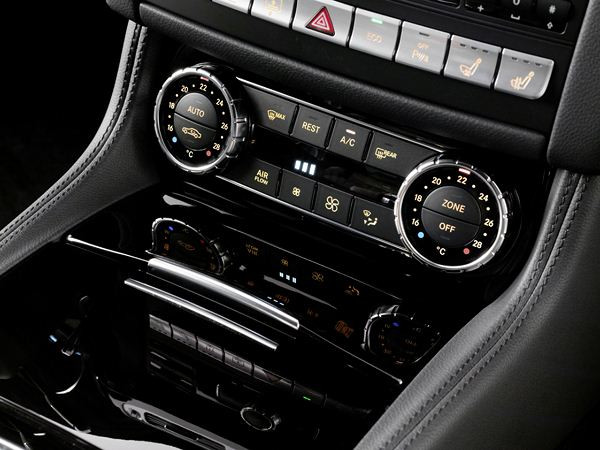 Première mondiale au Salon de l'automobile de Paris 2010 pour la nouvelle Mercedes CLS
