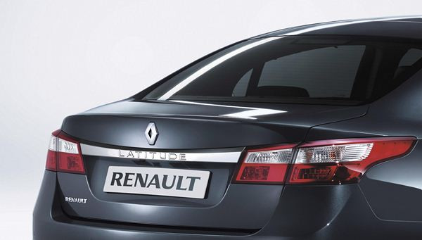 Première mondiale au Salon Automobile de Moscou pour la nouvelle Renault Latitude