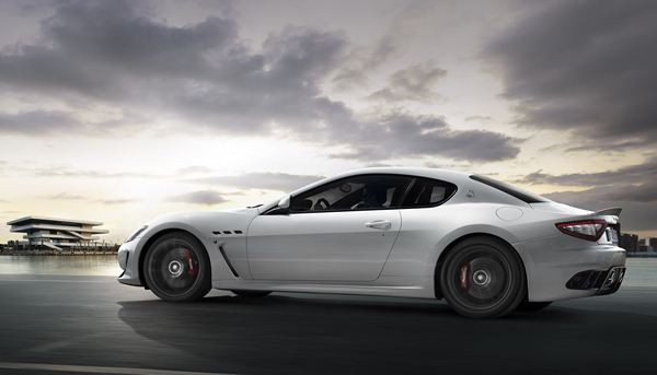La nouvelle Maserati GranTurismo MC Stradale présentée à Paris