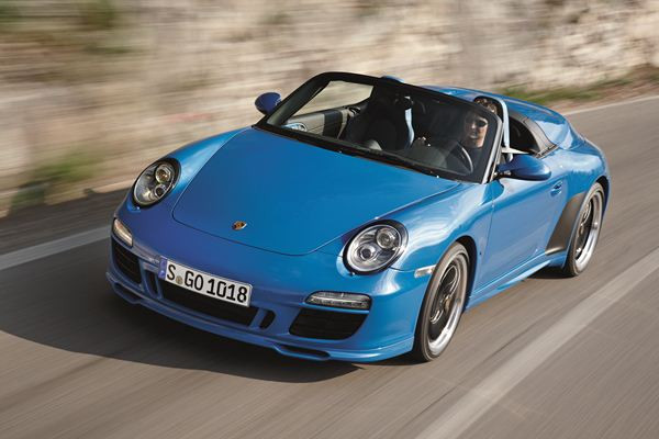 Porsche lève le voile sur la quatrième génération de la Porsche 911 Speedster