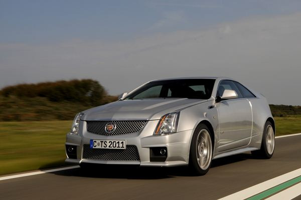 Cadillac présente son nouveau Coupé CTS-V à Paris