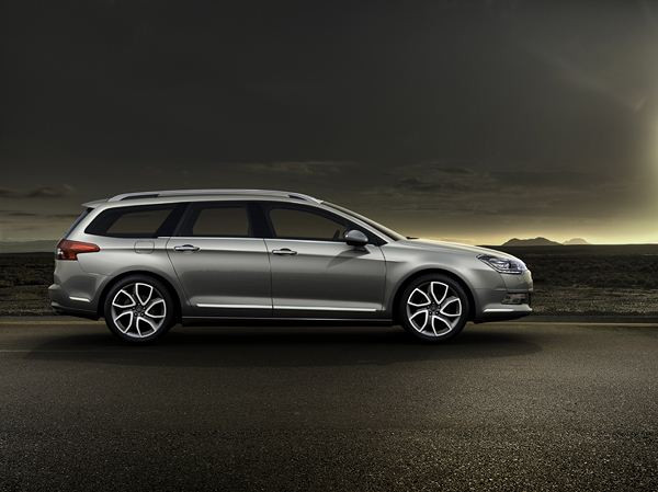 La Citroën C5 s'offre un léger restyling à l'occasion du Mondial