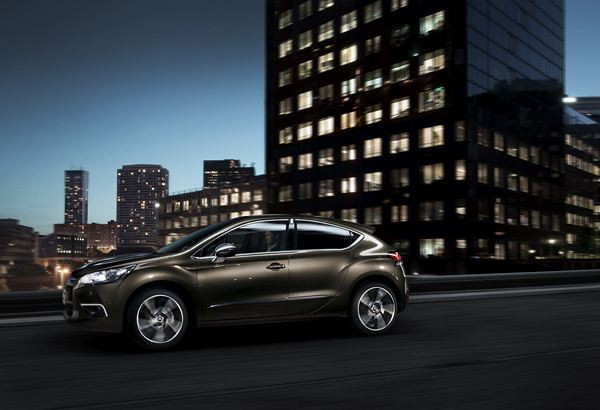 Le nouveau coupé quatre portes surélevé Citroën se révèle au Mondial de Paris