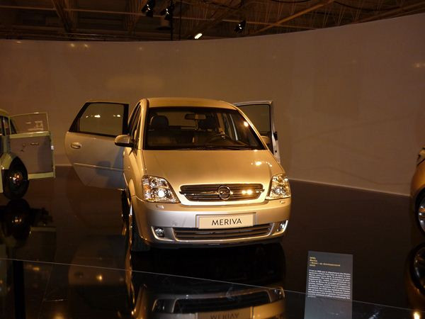 Découvrez l'Incroyable Collection du Mondial de l'Automobile 2010