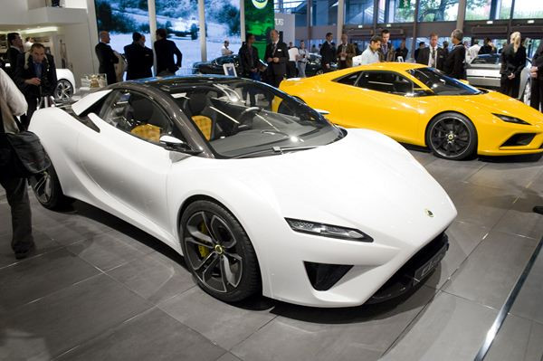 Retrouvez toutes les nouveautés du Mondial de l'Automobile 2010