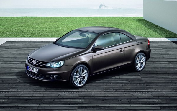 Volkswagen dévoile son nouveau coupé-cabriolet Eos au salon de Los Angeles