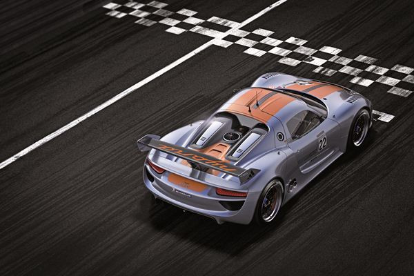 Première mondiale à Détroit pour la Porsche 918 RSR Racing Lab