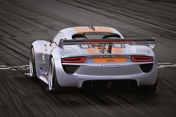 Première mondiale à Détroit pour la Porsche 918 RSR Racing Lab