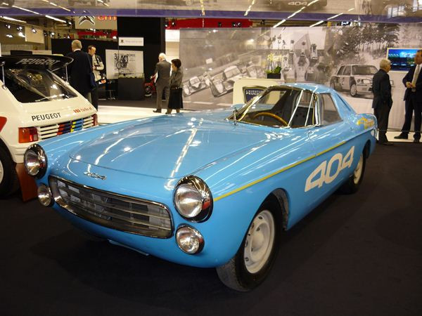 Peugeot évoque un siècle de performances et de records à Rétromobile