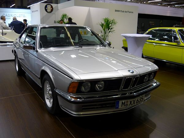 BMW présente ses grands coupés cabriolets au salon Rétromobile