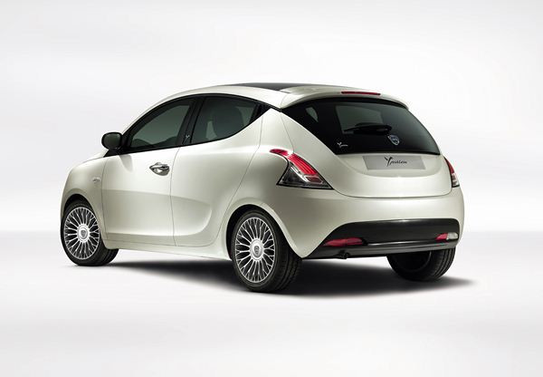 Lancia présente la nouvelle Ypsilon à Genève