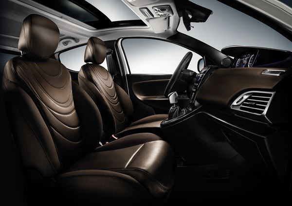 Lancia présente la nouvelle Ypsilon à Genève