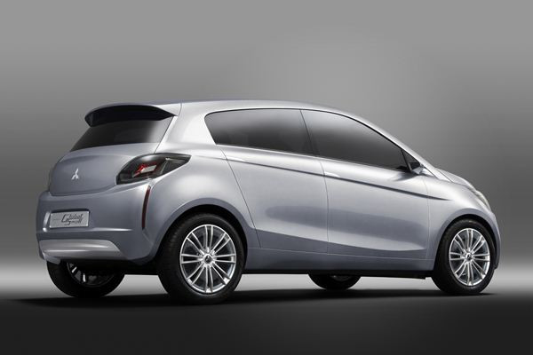 Mitsubishi présente sa prochaine petite voiture mondiale à Genève