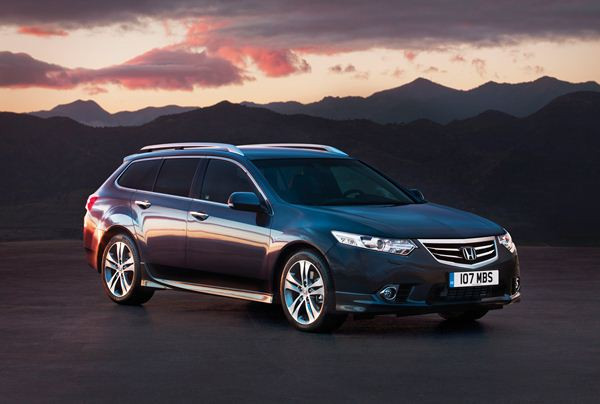 Honda présente sa nouvelle berline Accord au salon de Genève