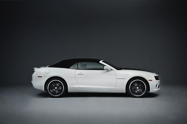 Première apparition en France de la Chevrolet Camaro Cabriolet