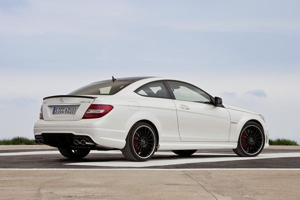 Mercedes présente la déclinaison sportive de la Classe C Coupé