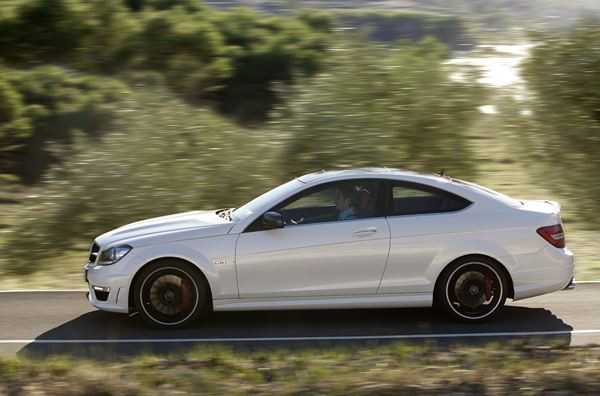 Mercedes présente la déclinaison sportive de la Classe C Coupé
