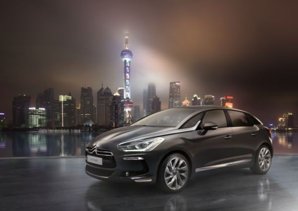 La Citroën DS5 se dévoile au salon de Shanghai