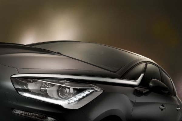 La Citroën DS5 se dévoile au salon de Shanghai