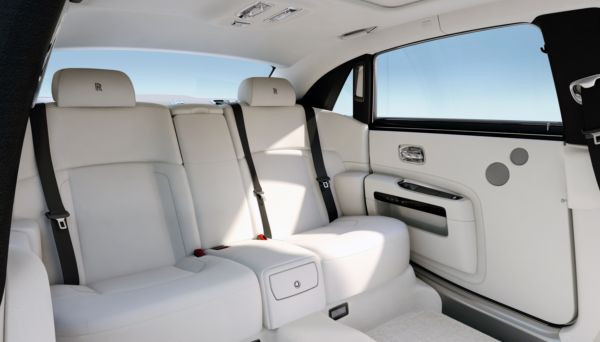 Une version rallongée de la Rolls-Royce Ghost au salon de Shanghai