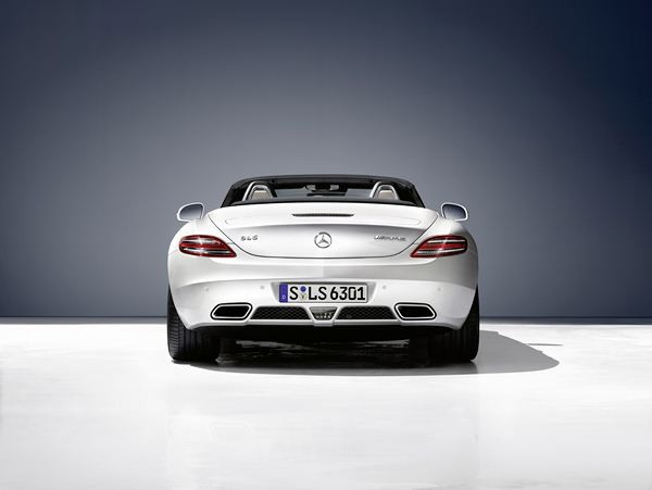 Le nouveau roadster Mercedes SLS AMG se découvre