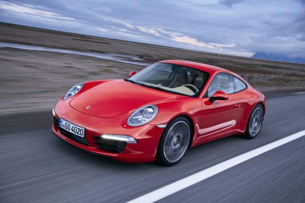 La nouvelle Porsche 911 Carrera se dévoilera au salon de Francfort