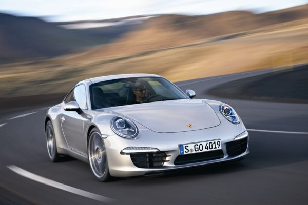 La nouvelle Porsche 911 Carrera se dévoilera au salon de Francfort