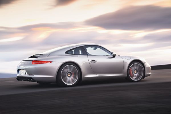 La nouvelle Porsche 911 Carrera se dévoilera au salon de Francfort