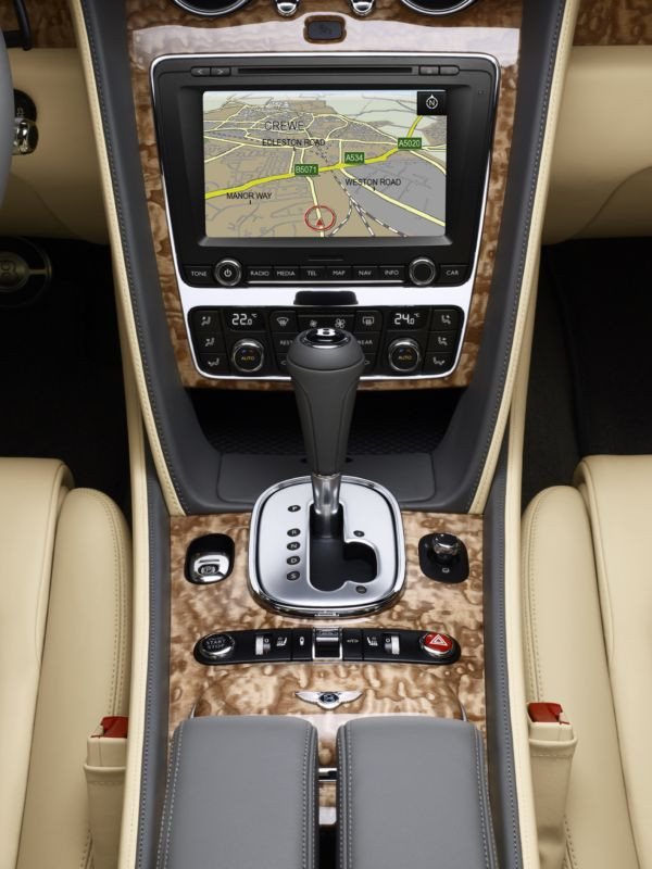 Le nouveau cabriolet Continental GTC dévoilé à Francfort par Bentley