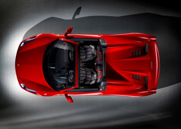 La nouvelle Ferrari 458 Spider dévoilée au salon de Francfort