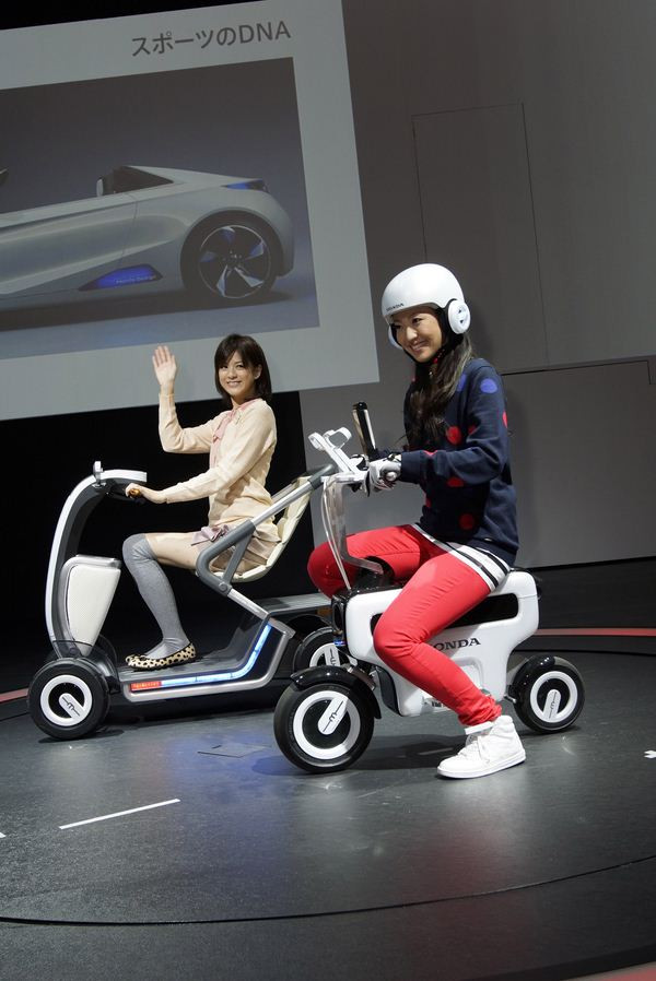 Dans les allées du salon automobile de Tokyo