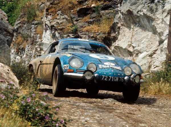 La Berlinette Alpine A110 célèbre ses 50 ans à Rétromobile