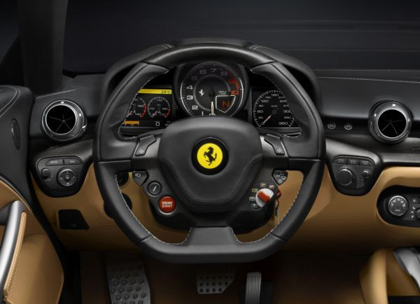 Ferrari lève le voile sur la nouvelle F12 Berlinetta